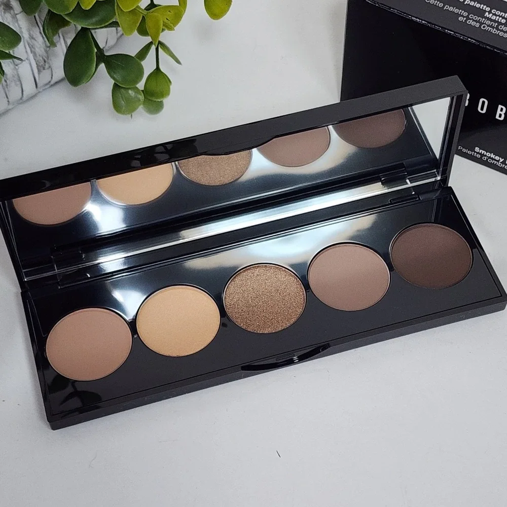 Bobbi Brown Smokey Nudes Eye Shadow Palette - Brand New